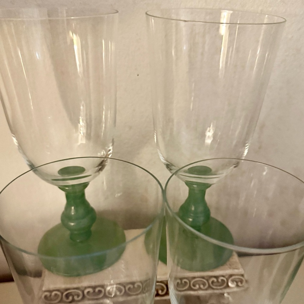 4 Villeroy and Boch Romania Isabelle Green Jade Claret Wine Glasses - Picture 13 of 15